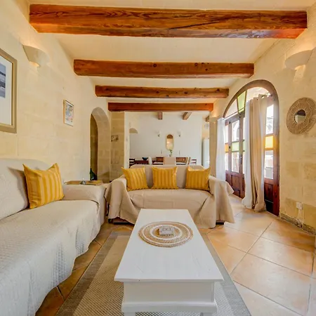 Premium 4br With Pool, Space & Style فيلة *