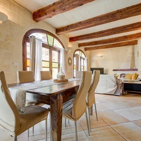 فيلة Premium 4br With Pool, Space & Style *