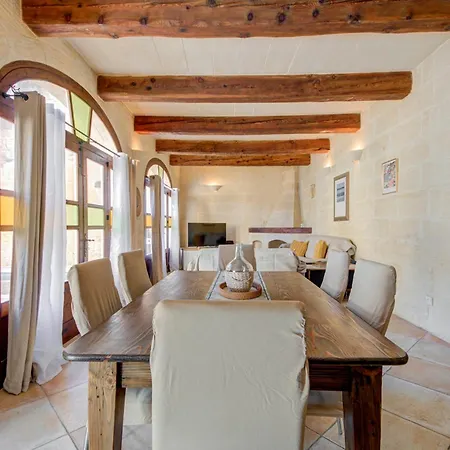 فيلة Premium 4br With Pool, Space & Style *
