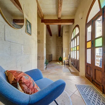 Premium 4br With Pool, Space & Style فيلة سانّات
