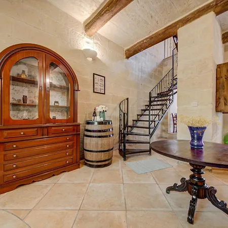 Premium 4br With Pool, Space & Style فيلة *