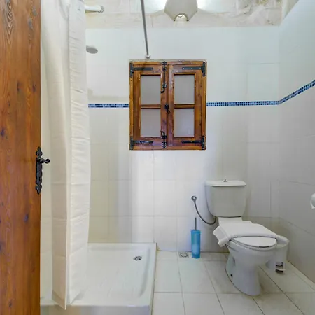 וילה Premium 4br With Pool, Space & Style Sannat